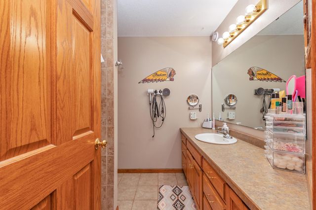 609 W 7th Avenue, Osakis, MN 56360