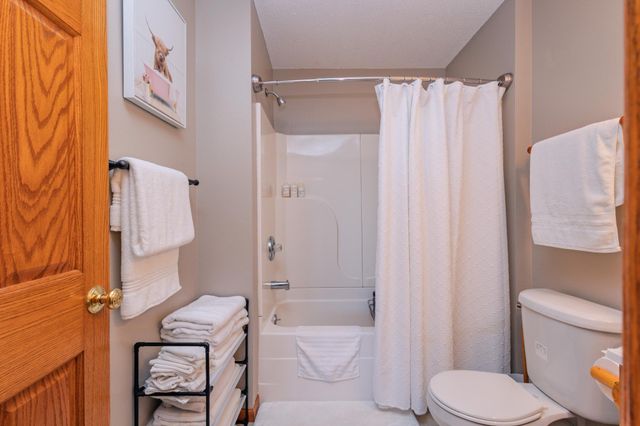 609 W 7th Avenue, Osakis, MN 56360