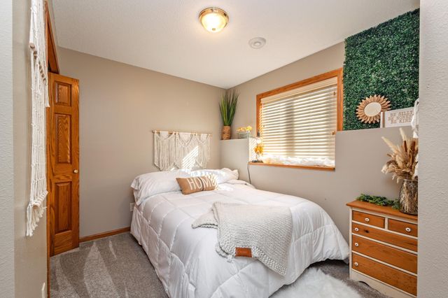 609 W 7th Avenue, Osakis, MN 56360