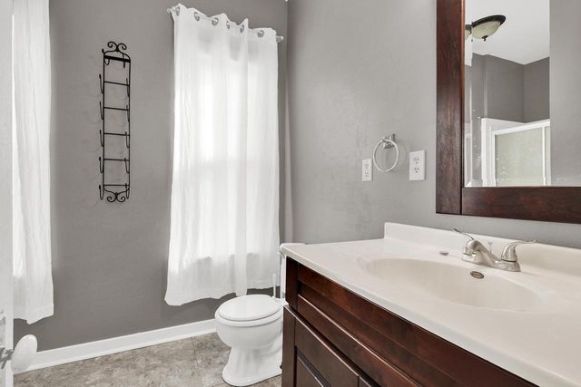 1031 W Washington STREET, West Bend, WI 53095