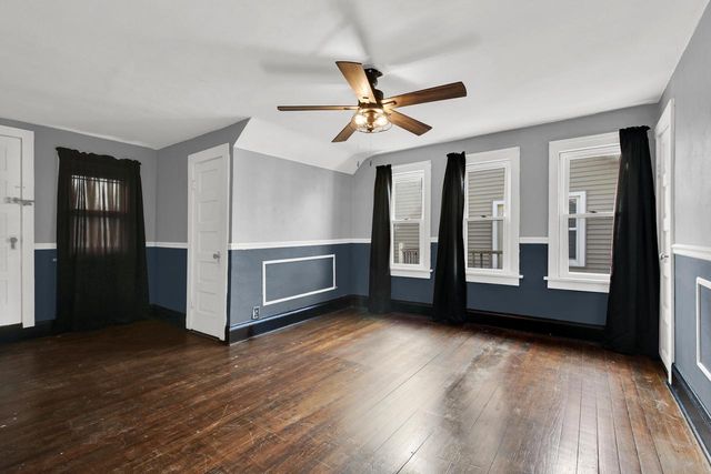1031 W Washington STREET, West Bend, WI 53095