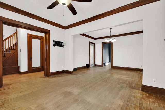 1031 W Washington STREET, West Bend, WI 53095