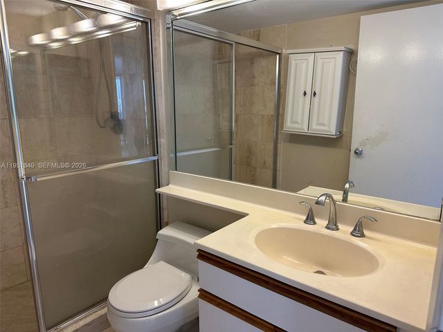 3600 Mystic Pointe Dr 1117, Aventura, FL 33180