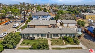 1512 W 5th Street, Santa Ana, CA 92703