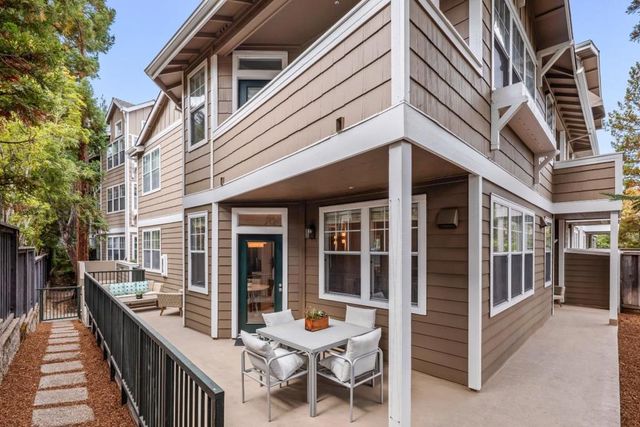 2160 Santa Cruz Avenue 22, Menlo Park, CA 94025