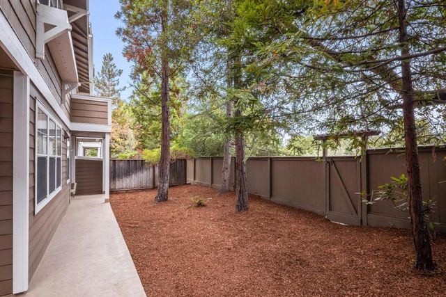 2160 Santa Cruz Avenue 22, Menlo Park, CA 94025