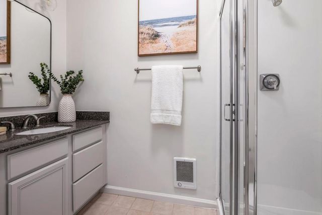 2160 Santa Cruz Avenue 22, Menlo Park, CA 94025