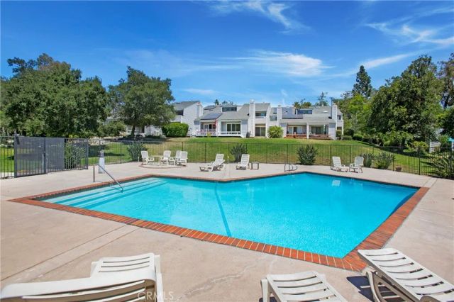 31601 Via Conejo, Coto De Caza, CA 92679