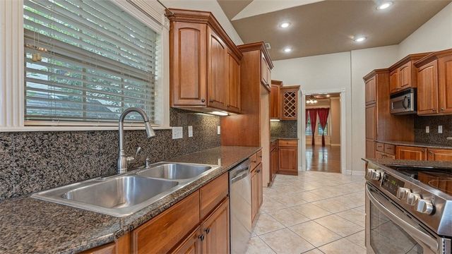 6502 Hearth Stone Drive, Rogers, AR 72758