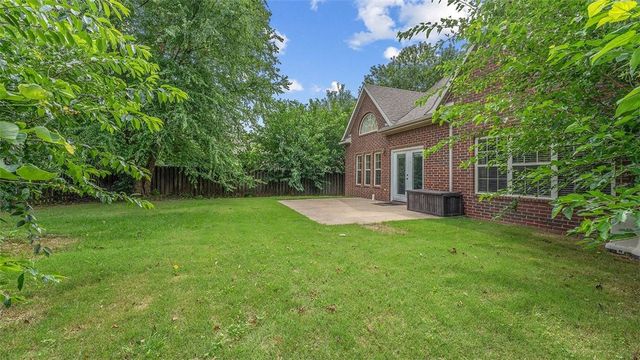 6502 Hearth Stone Drive, Rogers, AR 72758