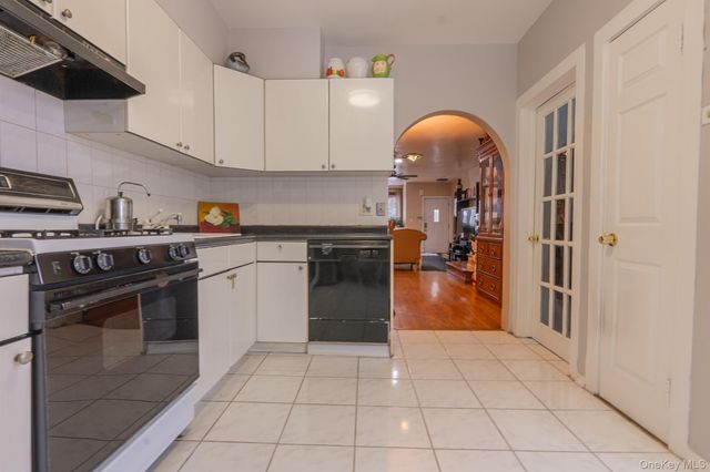 1210 117th Street, College Point, NY 11356