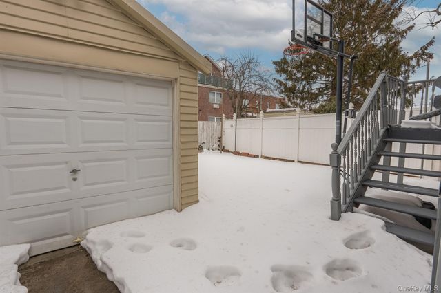 1210 117th Street, College Point, NY 11356