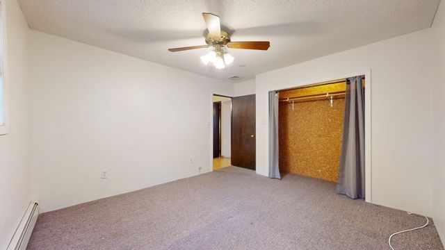 41 Lakeshore Dr, Bellingham, MA 02019