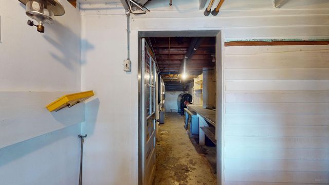 41 Lakeshore Dr, Bellingham, MA 02019