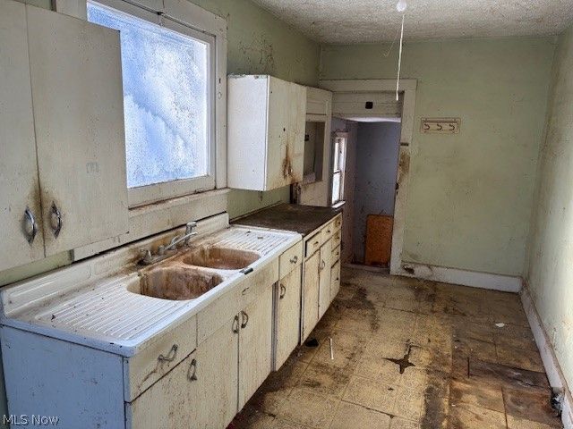 14065 Burden Road NE, Alliance, OH 44601