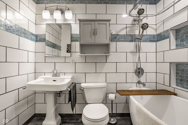 7625 Station Street, Indianapolis, IN 46240