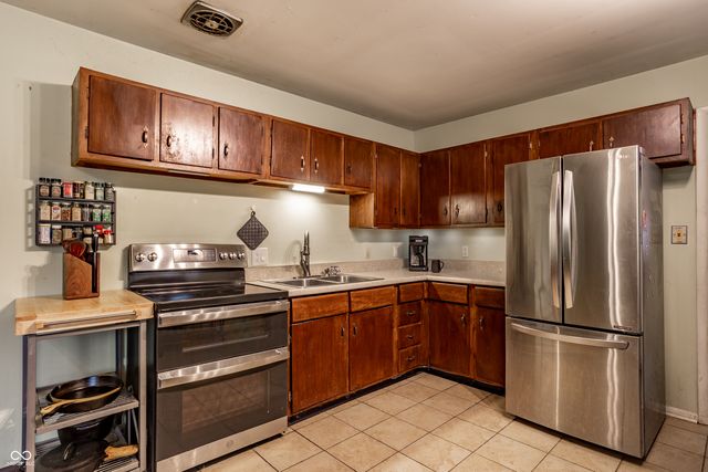 7625 Station Street, Indianapolis, IN 46240