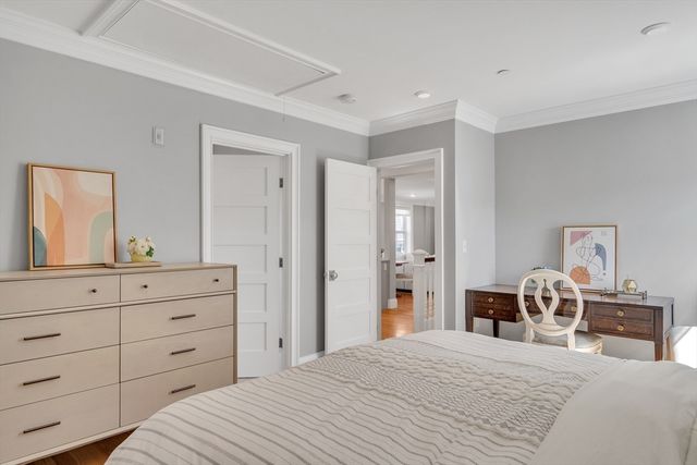 18 Tufts St 4, Cambridge, MA 02139