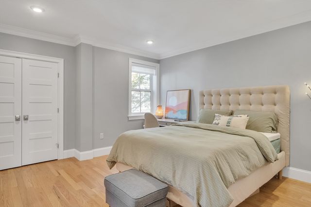 18 Tufts St 4, Cambridge, MA 02139