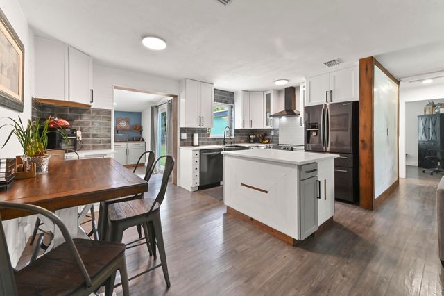 415 Park Avenue, Lake Park, FL 33403