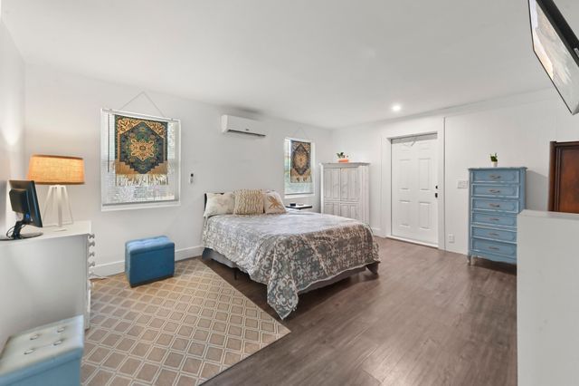 415 Park Avenue, Lake Park, FL 33403