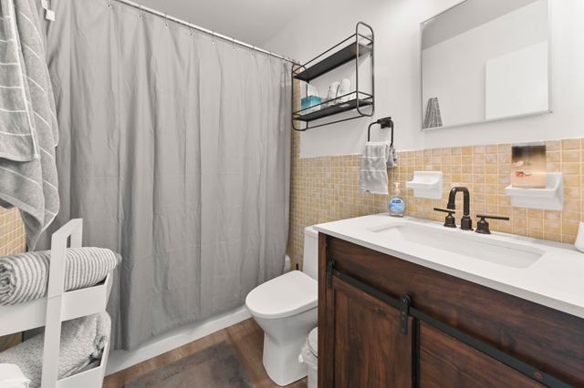 415 Park Avenue, Lake Park, FL 33403