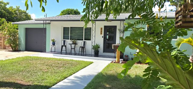 415 Park Avenue, Lake Park, FL 33403