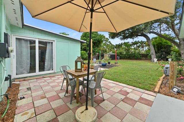 415 Park Avenue, Lake Park, FL 33403