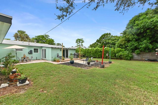 415 Park Avenue, Lake Park, FL 33403