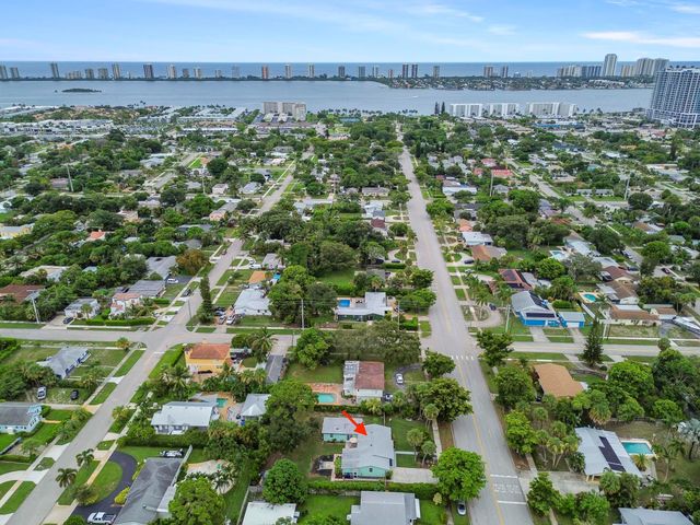 415 Park Avenue, Lake Park, FL 33403