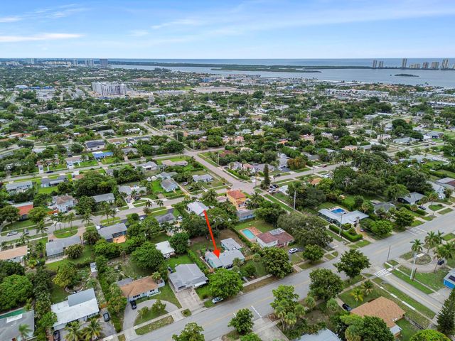 415 Park Avenue, Lake Park, FL 33403