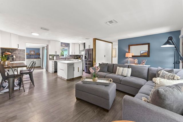 415 Park Avenue, Lake Park, FL 33403