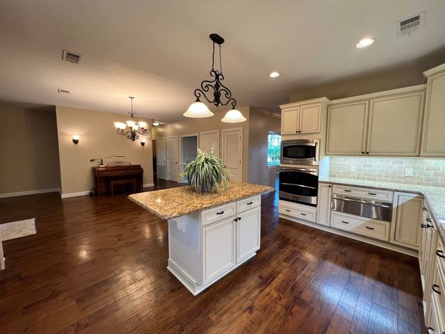 721 Kirkwood, Star City, AR 71667