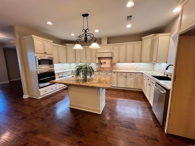 721 Kirkwood, Star City, AR 71667