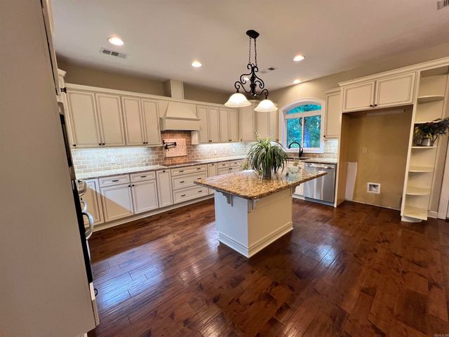 721 Kirkwood, Star City, AR 71667