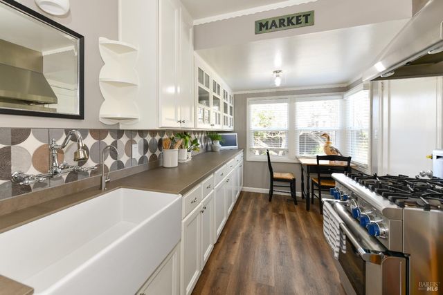 1142 Legion Ave, Napa, CA 94559