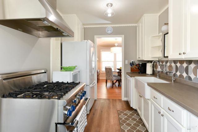 1142 Legion Ave, Napa, CA 94559