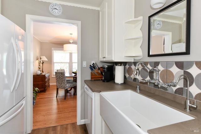 1142 Legion Ave, Napa, CA 94559