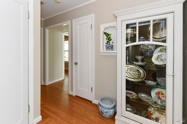 1142 Legion Ave, Napa, CA 94559