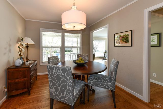 1142 Legion Ave, Napa, CA 94559