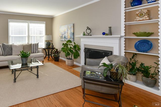 1142 Legion Ave, Napa, CA 94559