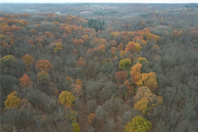 216 E Portersville Rd, Muddy Creek Twp, PA 16051