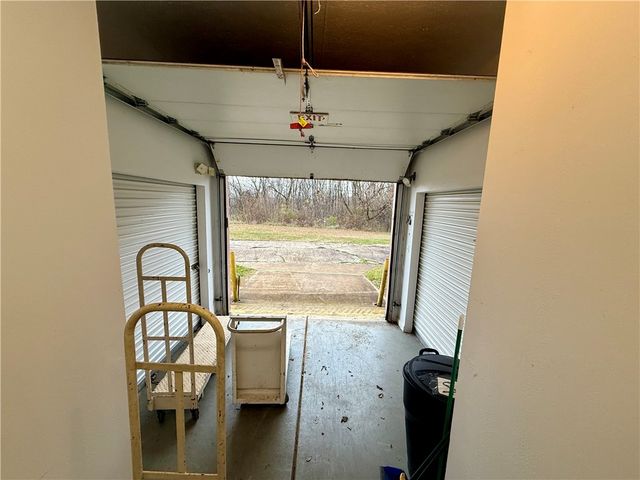 216 E Portersville Rd, Muddy Creek Twp, PA 16051