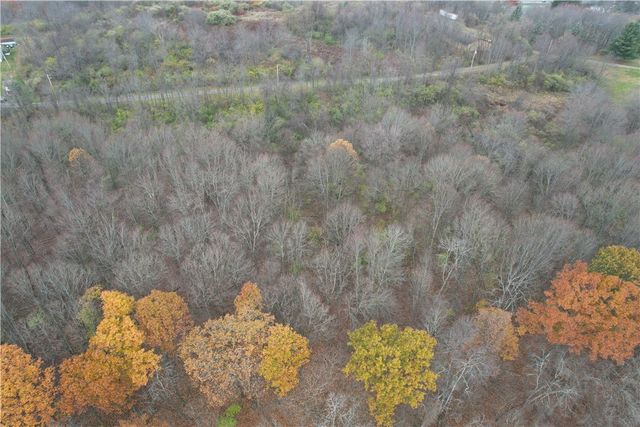 216 E Portersville Rd, Muddy Creek Twp, PA 16051