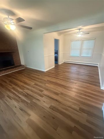 25626 Dunbar Street, Southfield, MI 48033