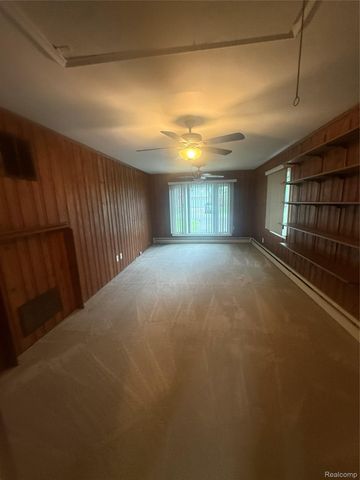 25626 Dunbar Street, Southfield, MI 48033