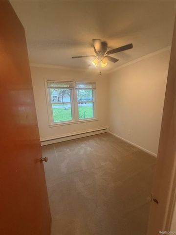 25626 Dunbar Street, Southfield, MI 48033