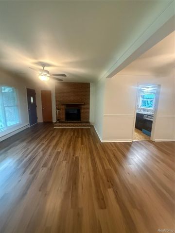 25626 Dunbar Street, Southfield, MI 48033