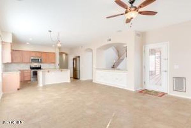 1341 S 173rd Lane, Goodyear, AZ 85338