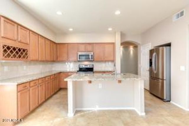 1341 S 173rd Lane, Goodyear, AZ 85338